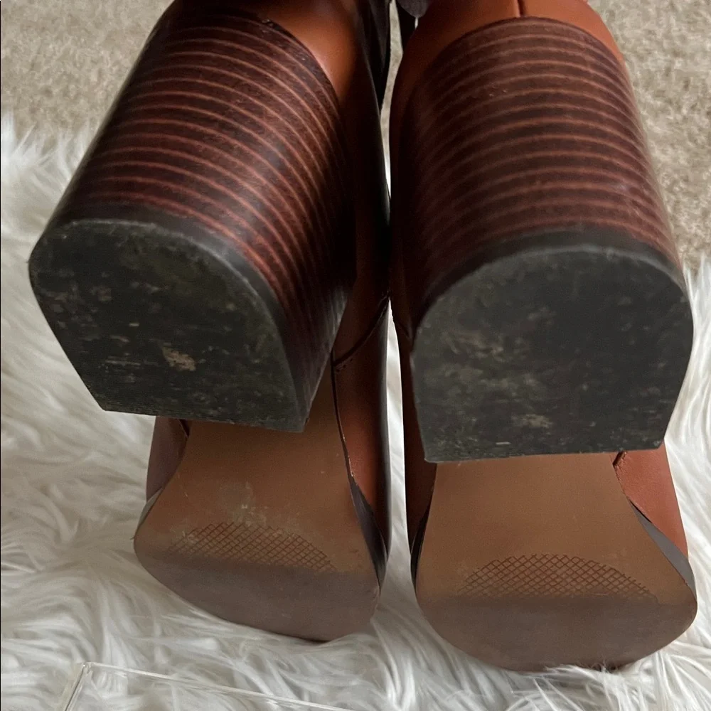 Linea Paolo Block Heel Pointed Toe Cognac Ankle Boots Size 8 1/2